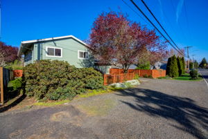SE Palmblad Rd-005