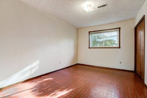 SE Palmblad Rd-030
