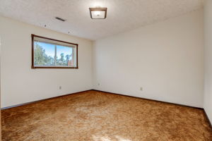 SE Palmblad Rd-032