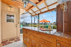 Outdoor Bar