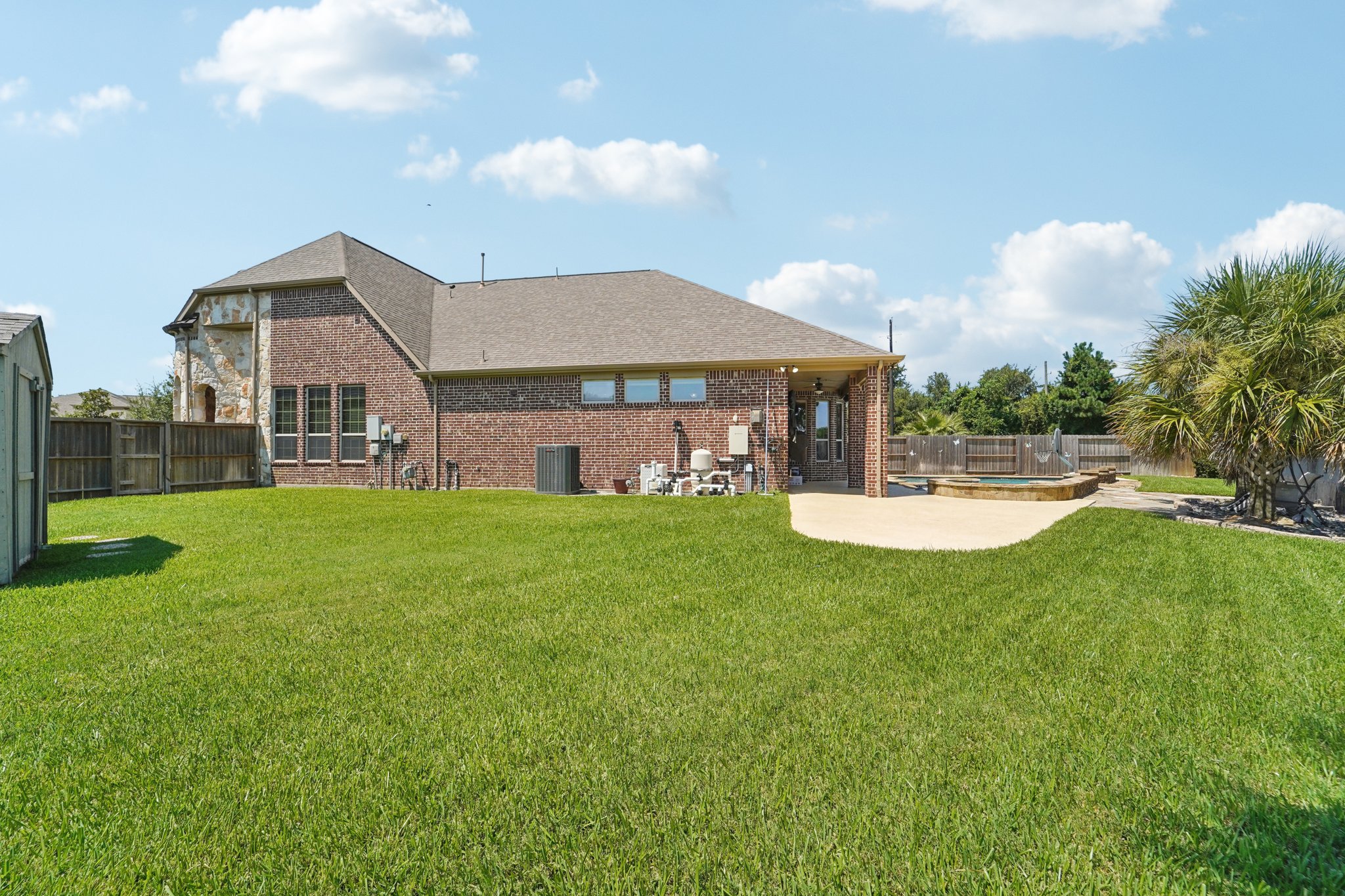 Rend Lake Dr-S1009-042.jpg