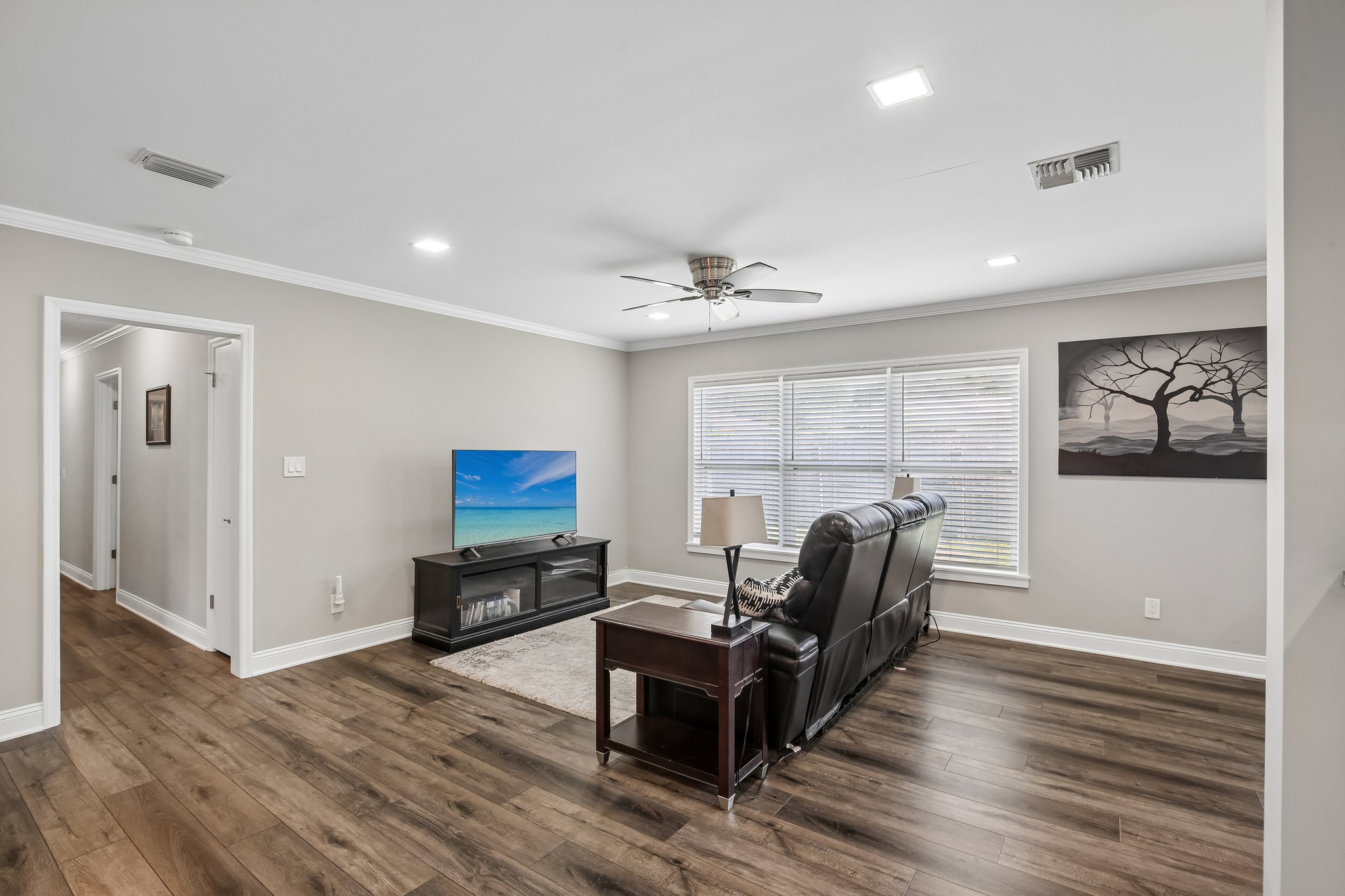 1872 Hunt Ln-S0505-005.jpg