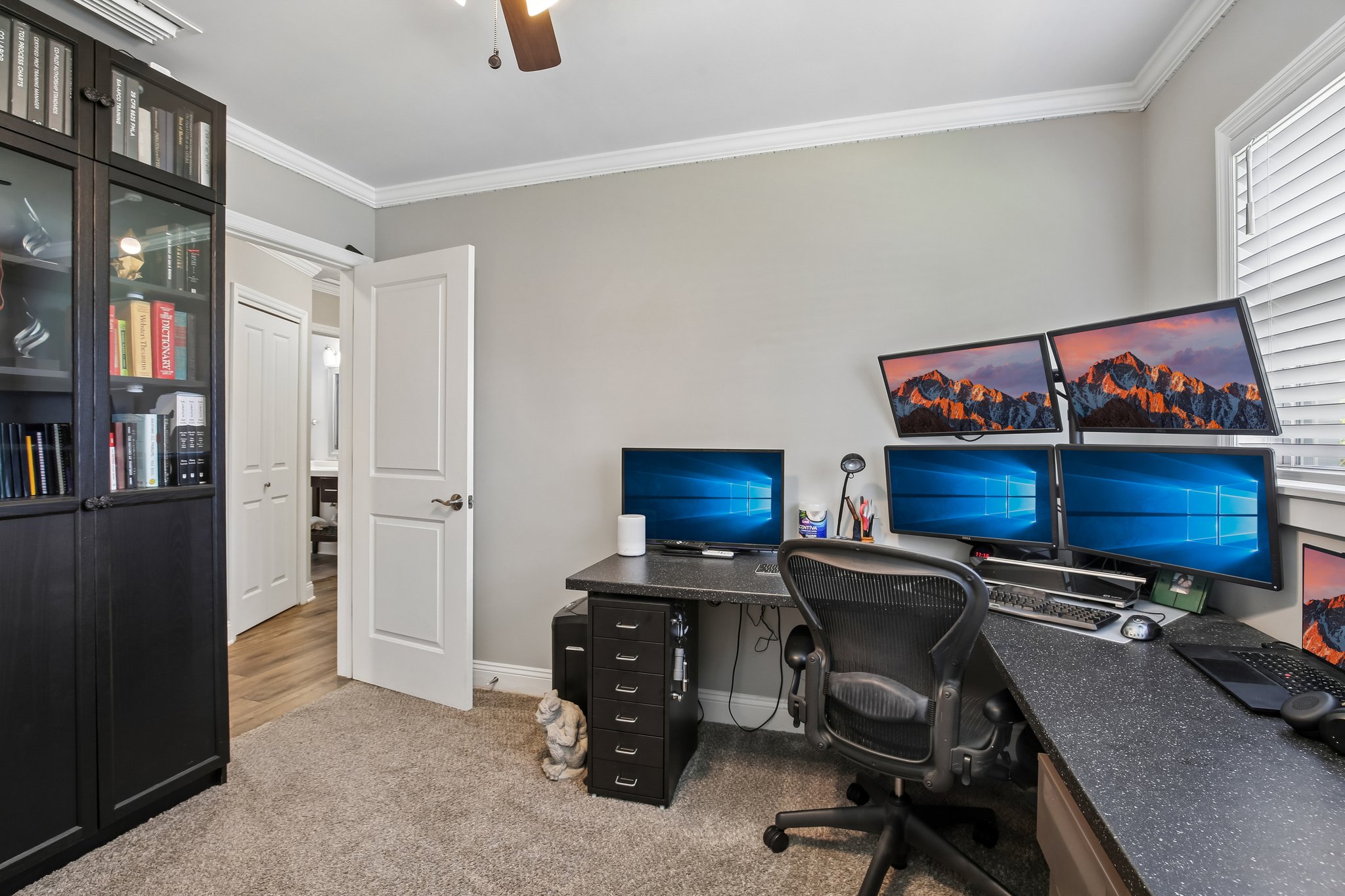 1872 Hunt Ln-S0505-017.jpg