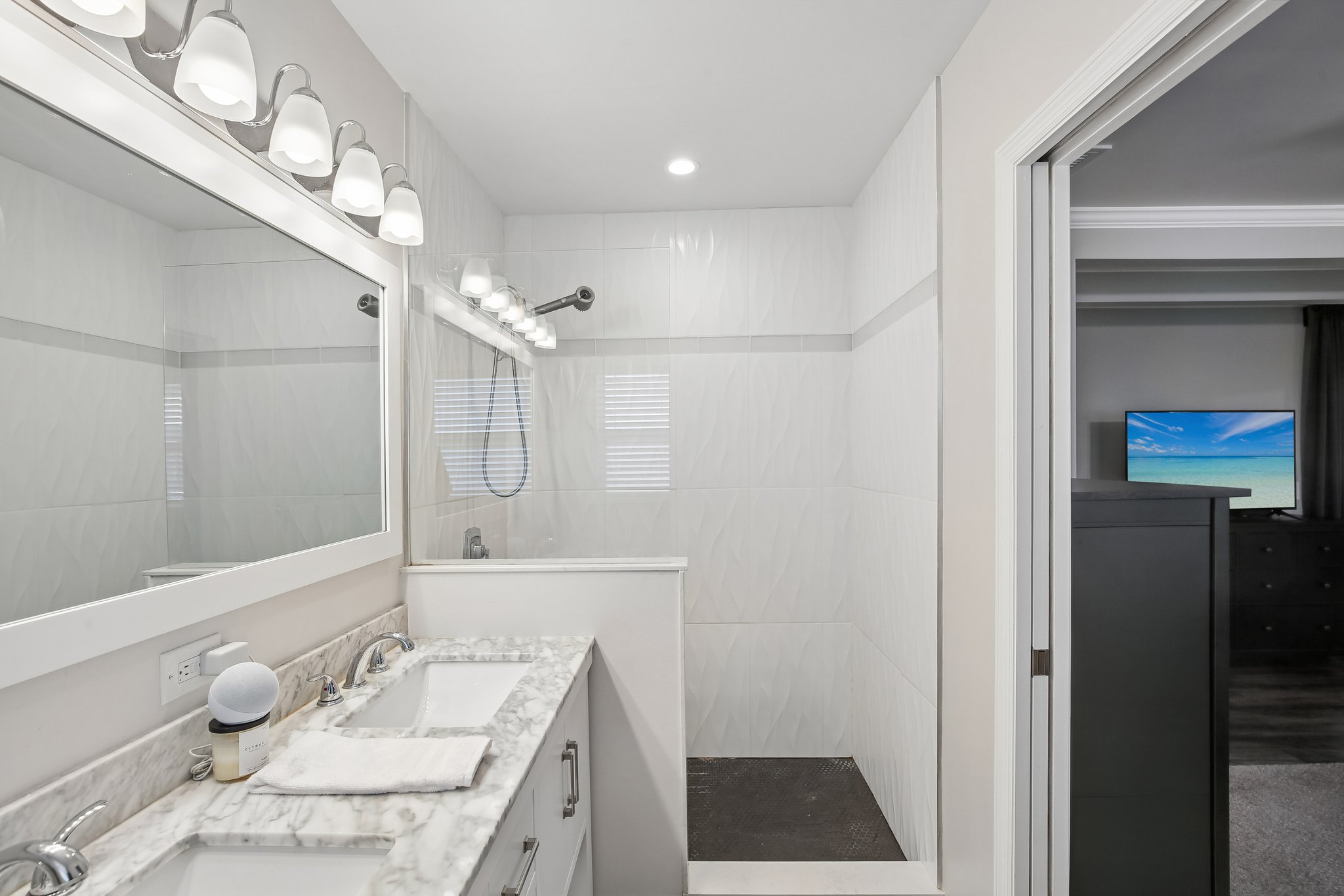 1872 Hunt Ln-S0505-024.jpg