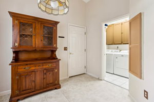 Dining Room/Laundry