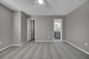  Photo 71