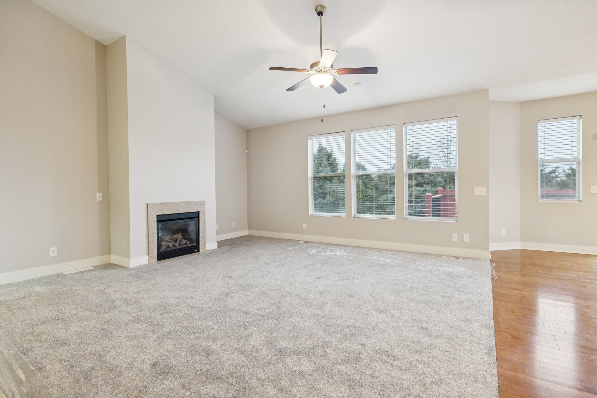 7833 - 18721 Mason St_005.jpg