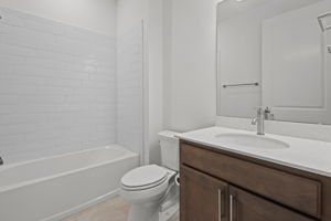  Photo 24