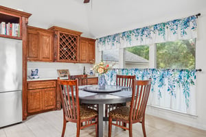 Surreywood-S1206-018.jpg