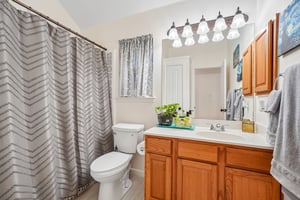 Surreywood-S1206-034.jpg