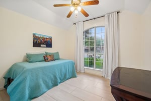 Surreywood-S1206-035.jpg