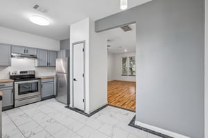 Imperial Eagle Ln-S1806-016.jpg