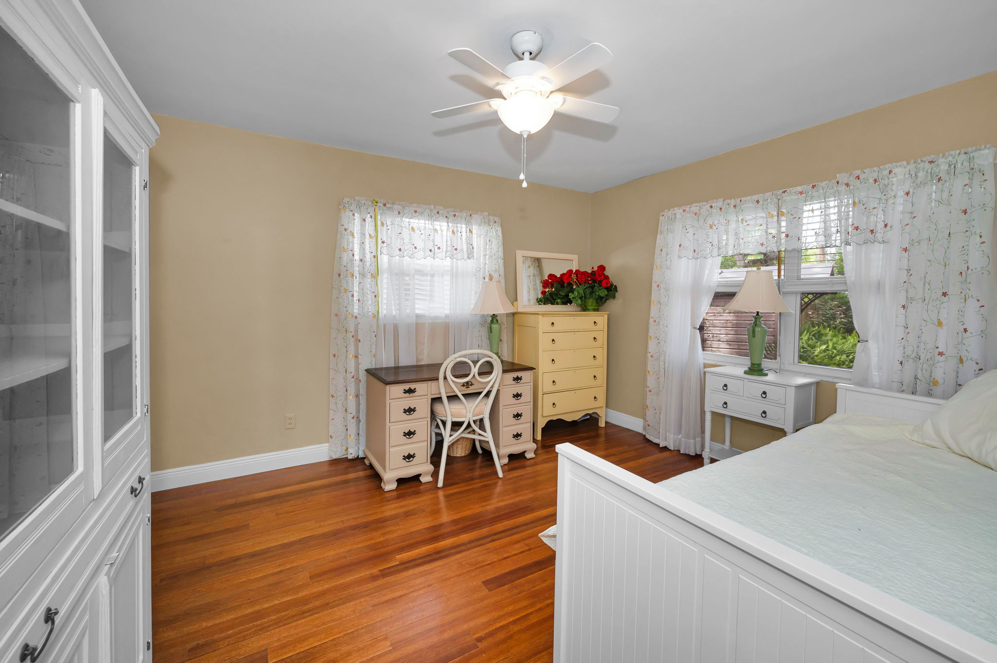 Bedroom2a