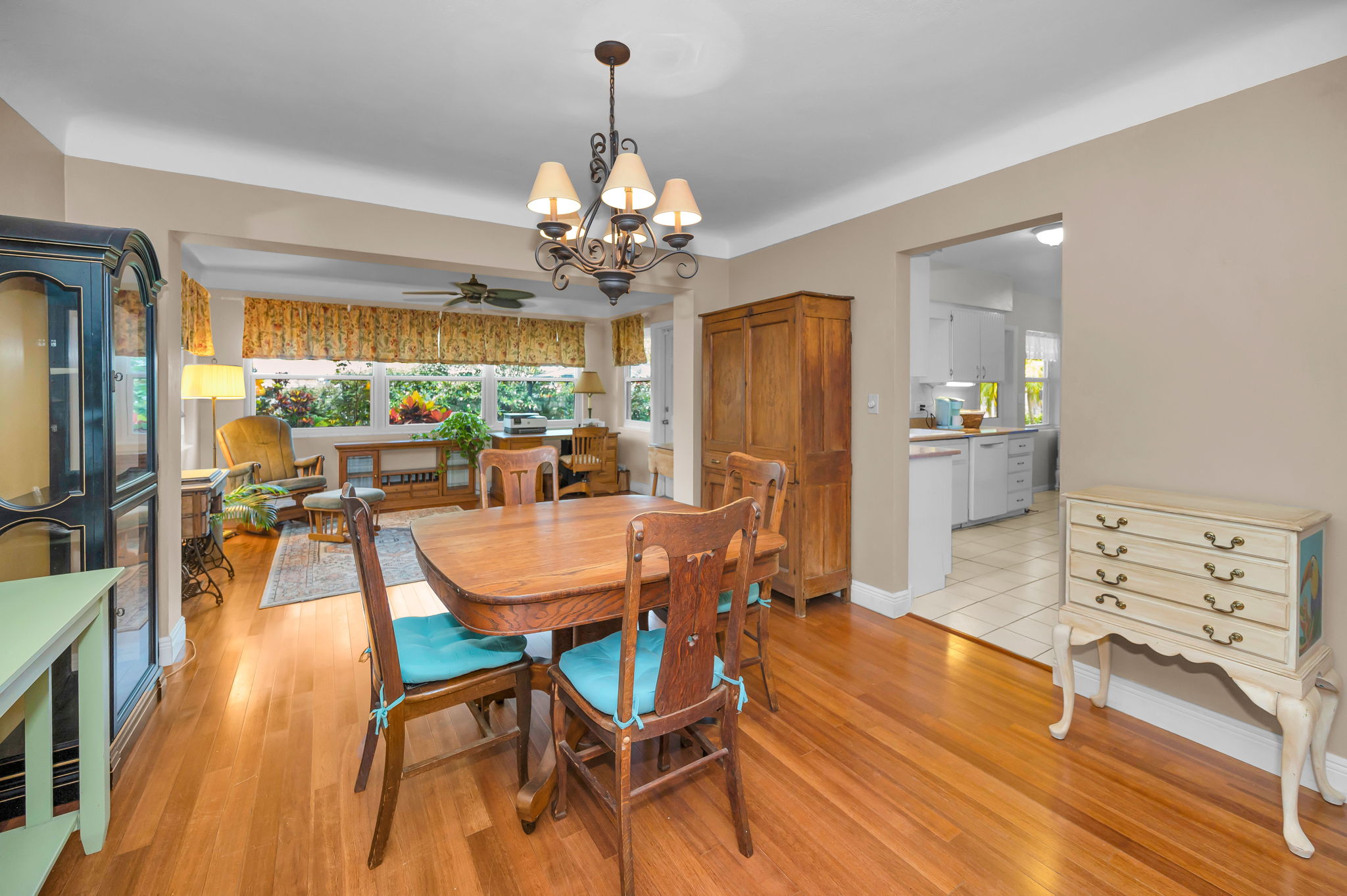 Dining Room1