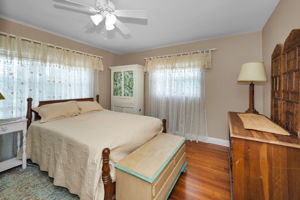 Primary Bedroom1a