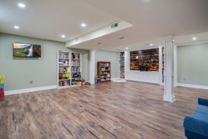  Photo 38