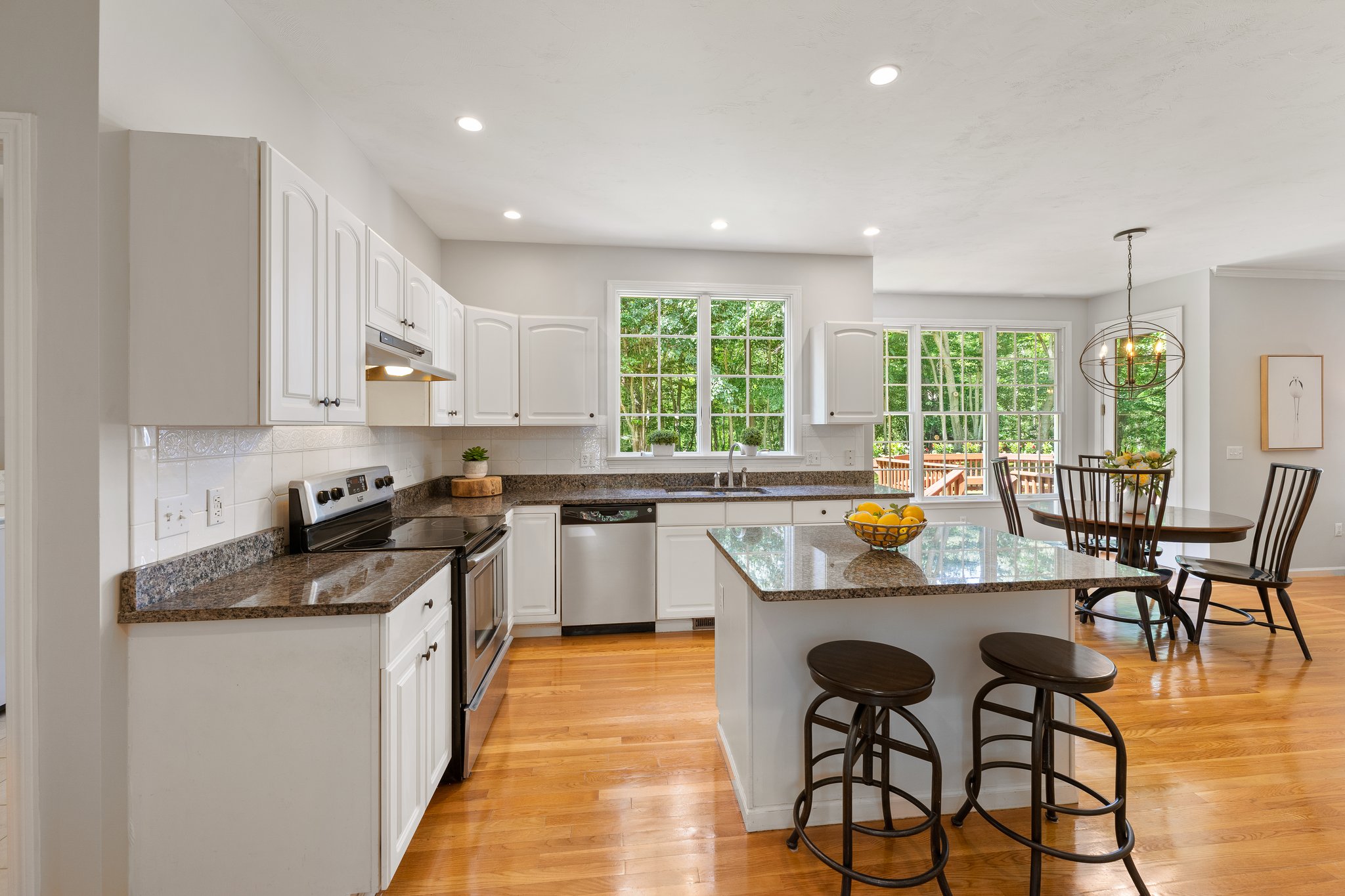 1875 Middle Rd, East Greenwich, RI 02818, USA Photo 14