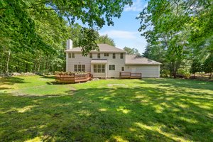 1875 Middle Rd, East Greenwich, RI 02818, USA Photo 4