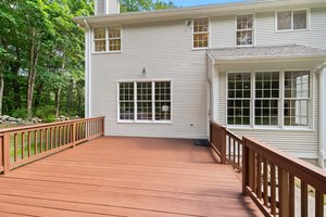 1875 Middle Rd, East Greenwich, RI 02818, USA Photo 7