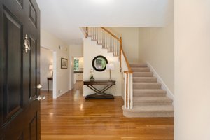 1875 Middle Rd, East Greenwich, RI 02818, USA Photo 9