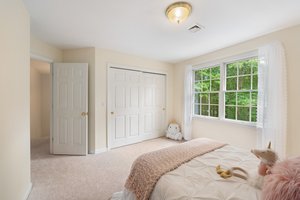 1875 Middle Rd, East Greenwich, RI 02818, USA Photo 42