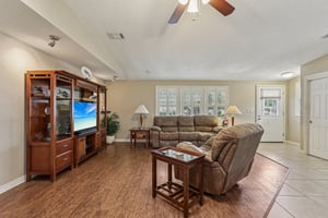 W Schwartz Blvd-S0508-007.jpg