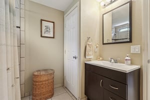 W Schwartz Blvd-S0508-021.jpg