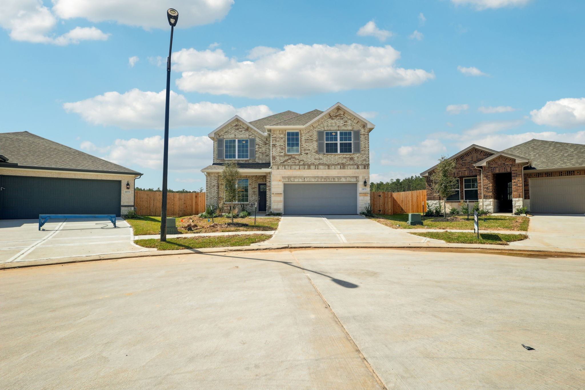 Houston - Landing Meadows - 18772 Bliss Pl, New Caney, TX 77357 - 003