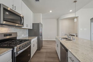 Houston - Landing Meadows - 18772 Bliss Pl, New Caney, TX 77357 - 012