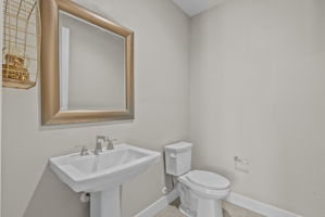  Photo 36