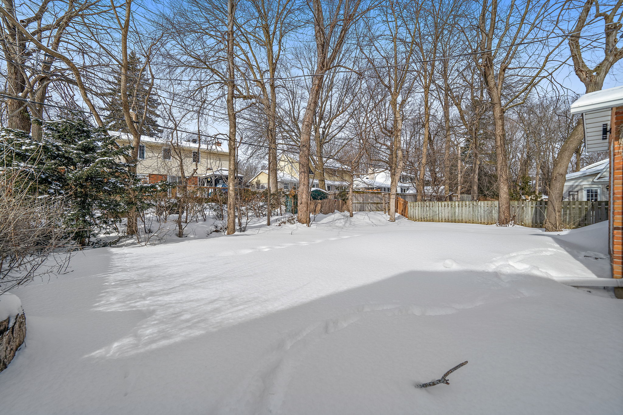 188 Av Kensington, Beaconsfield, QC H9W 2J3 Montreal Real Estate