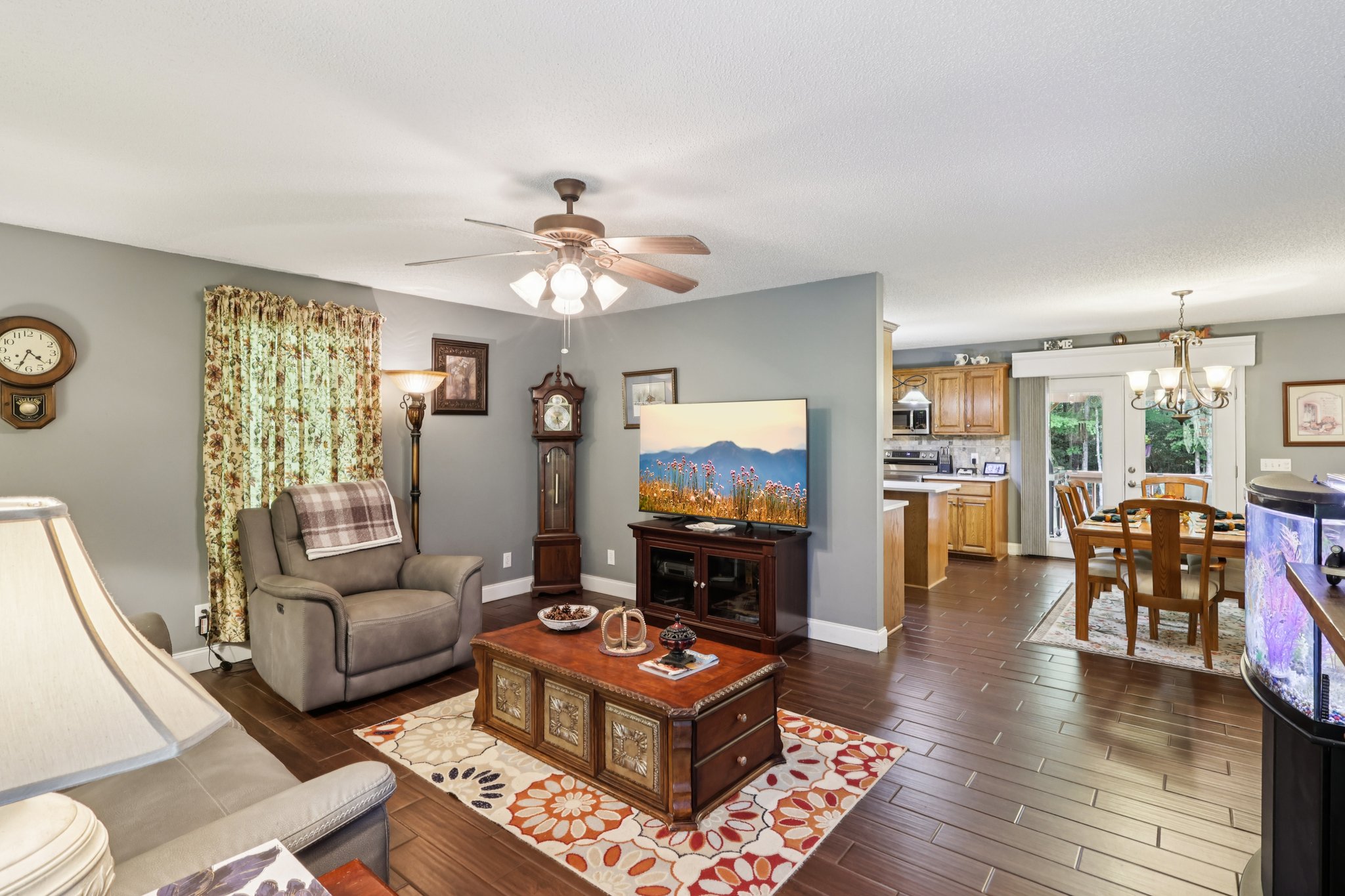 Delwood Court-S2608-011.jpg