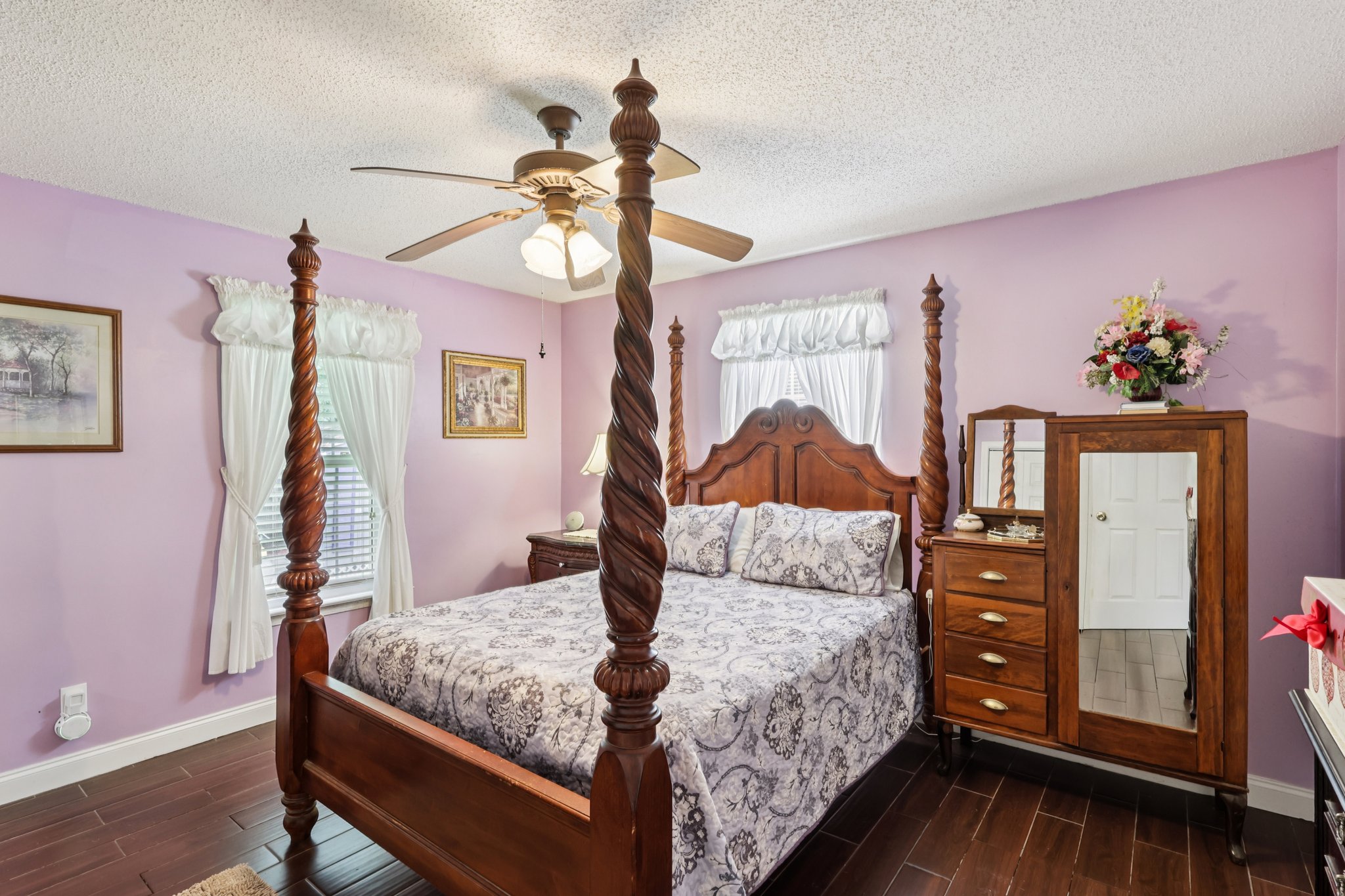 Delwood Court-S2608-022.jpg