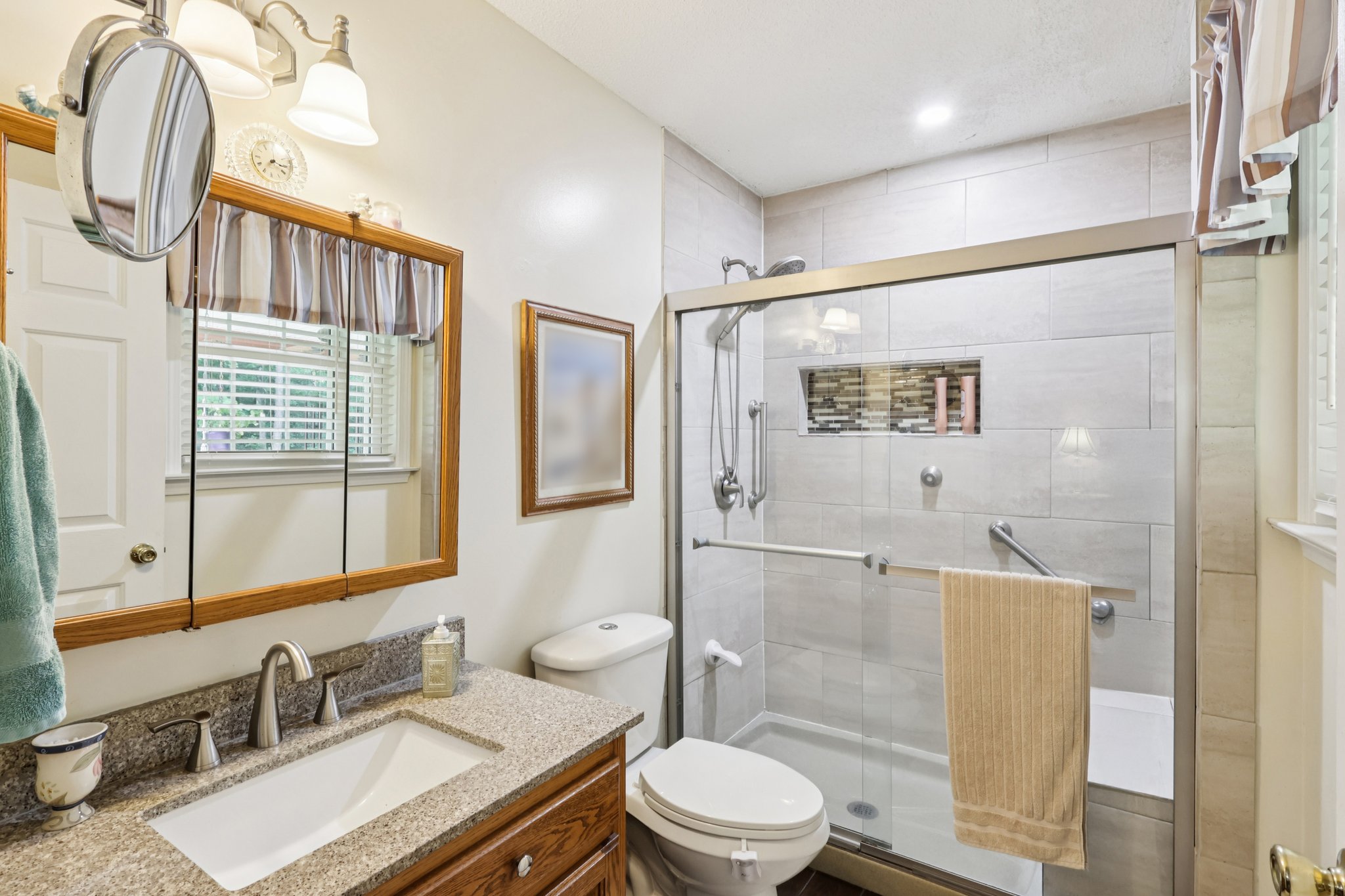 Delwood Court-S2608-025.jpg