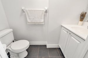  Photo 34