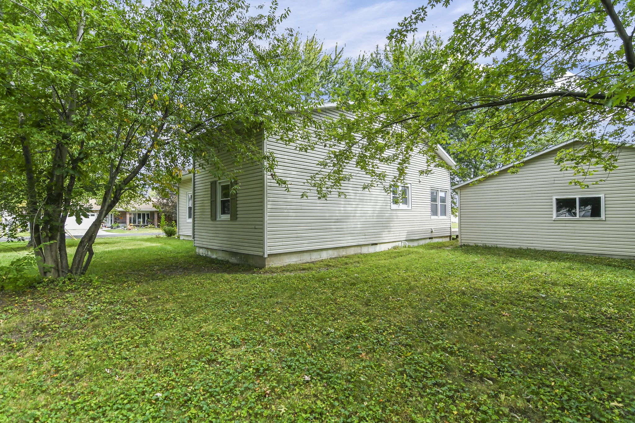 188 E Vance St, Virden, IL 62690 Design Eyes Photography