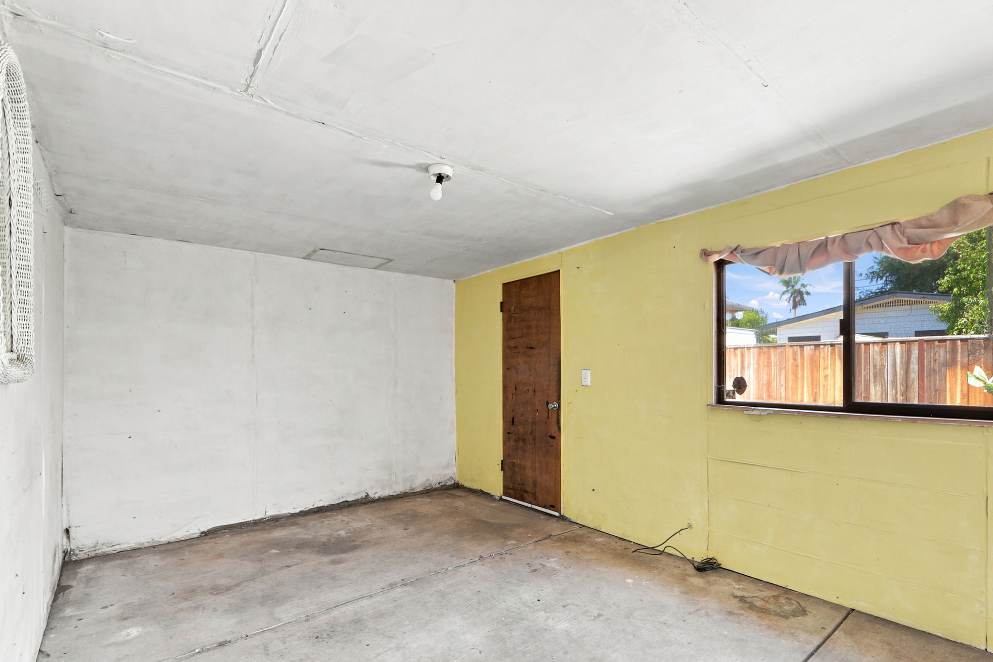 040_F8_188 N 18th St
