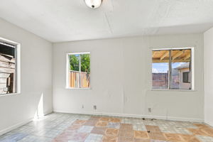 028_F8_188 N 18th St