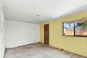 040_F8_188 N 18th St
