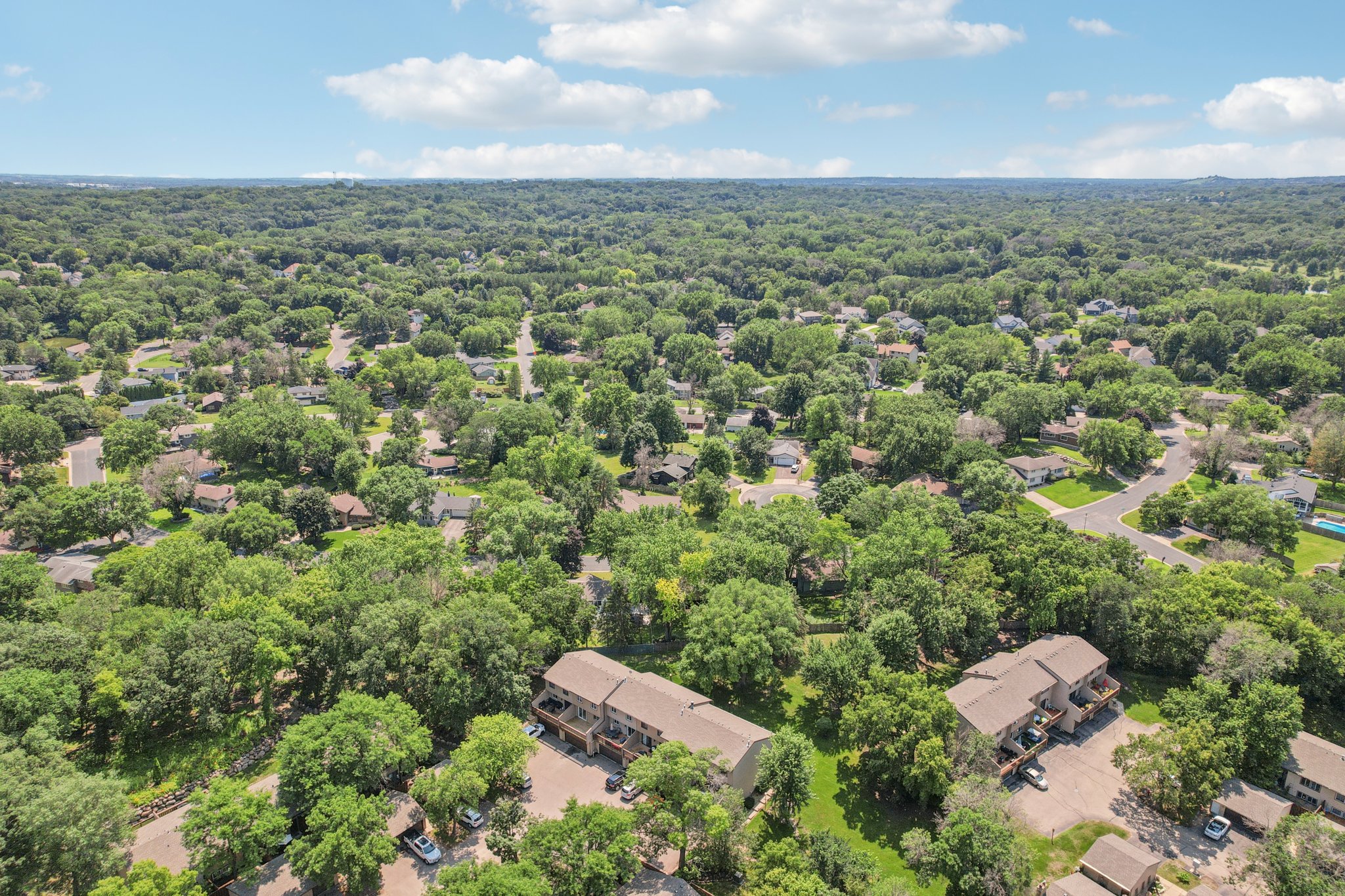 River Woods Ln-S2907-041.jpg