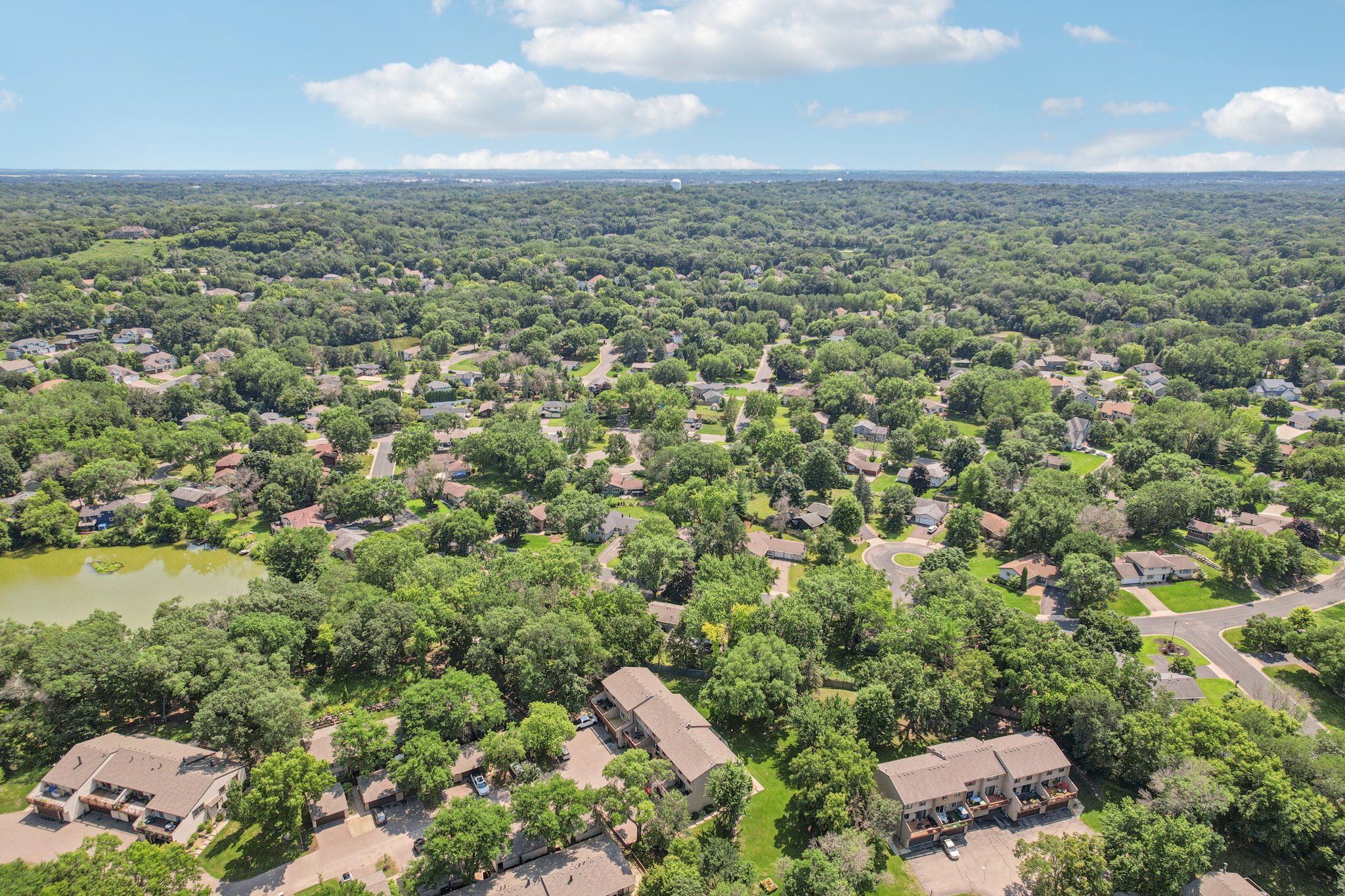 River Woods Ln-S2907-042.jpg