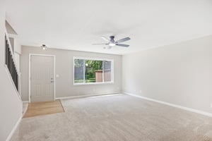 River Woods Ln-S2907-005.jpg