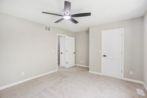 River Woods Ln-S2907-019.jpg