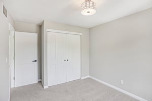 River Woods Ln-S2907-024.jpg