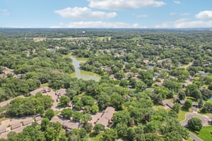 River Woods Ln-S2907-043.jpg