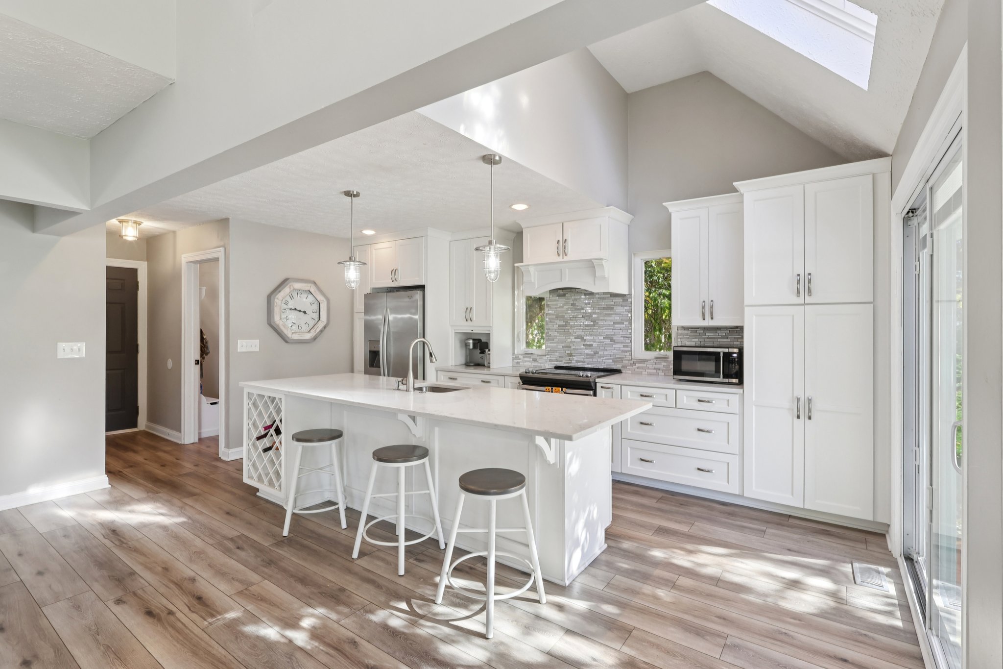 W Sturbridge Dr-S2910-022.jpg