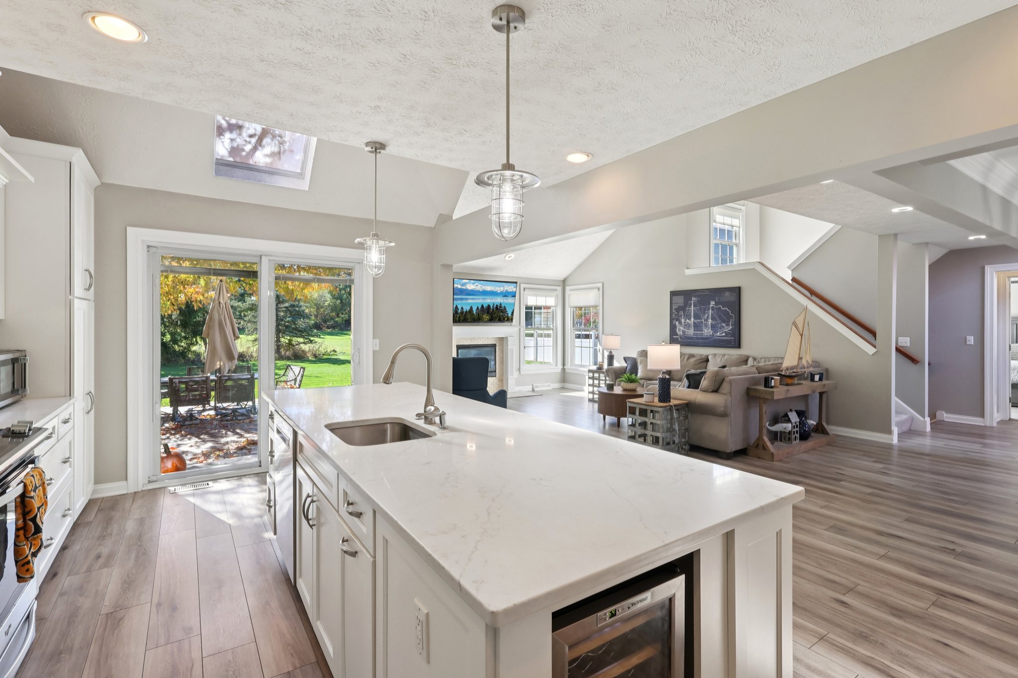 W Sturbridge Dr-S2910-024.jpg