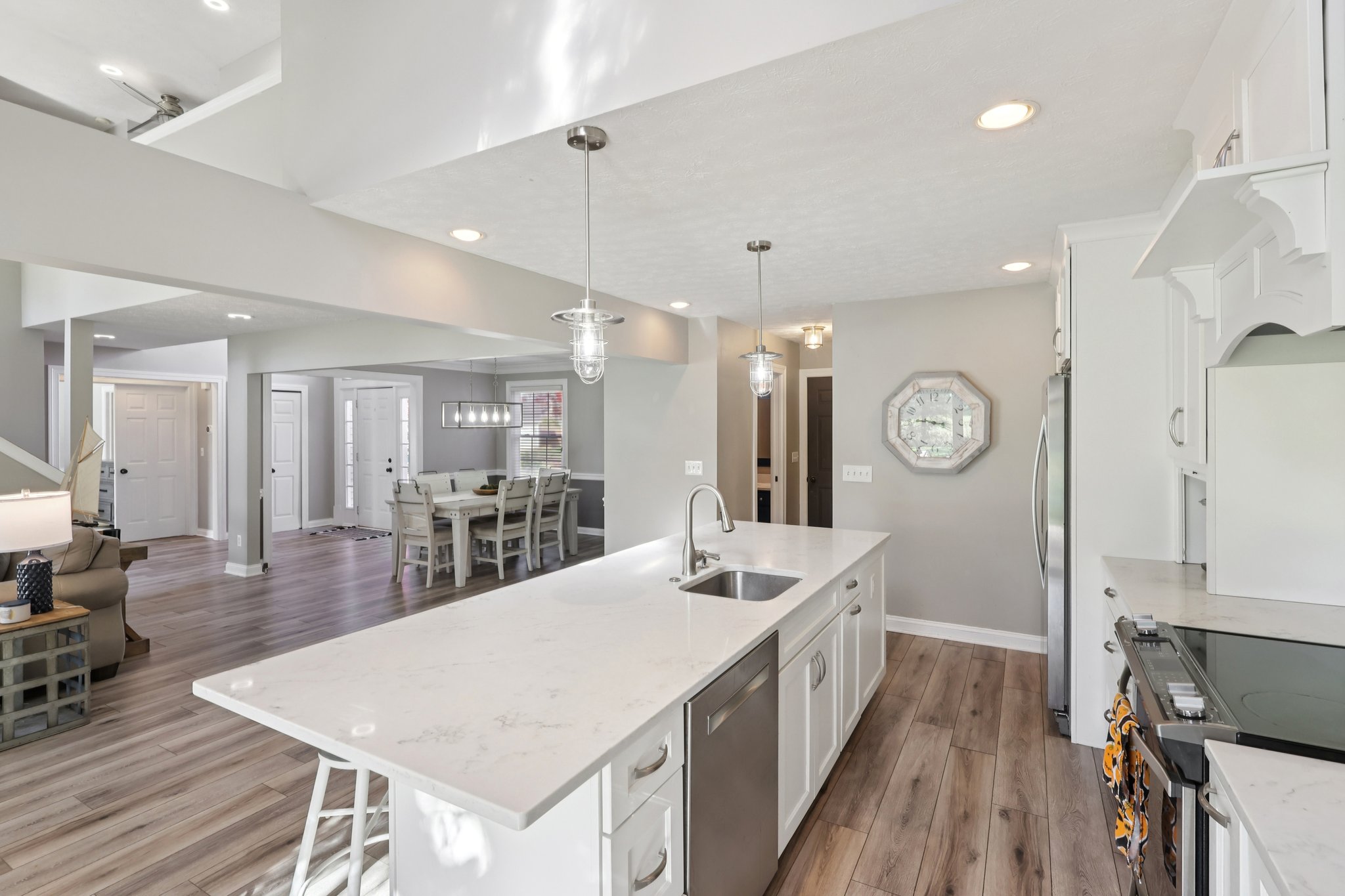 W Sturbridge Dr-S2910-025.jpg