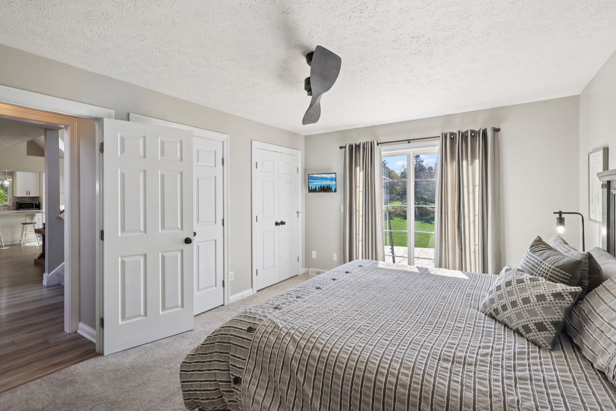 W Sturbridge Dr-S2910-034.jpg