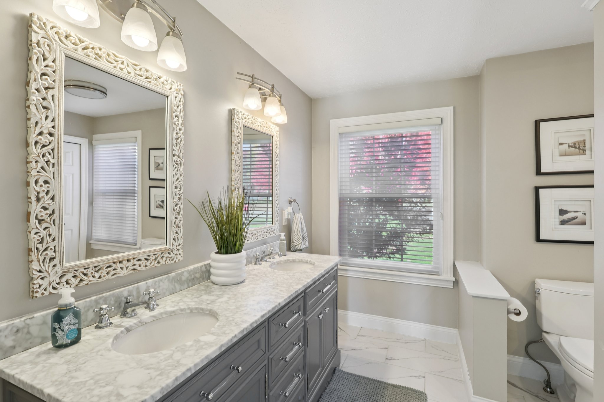 W Sturbridge Dr-S2910-035.jpg